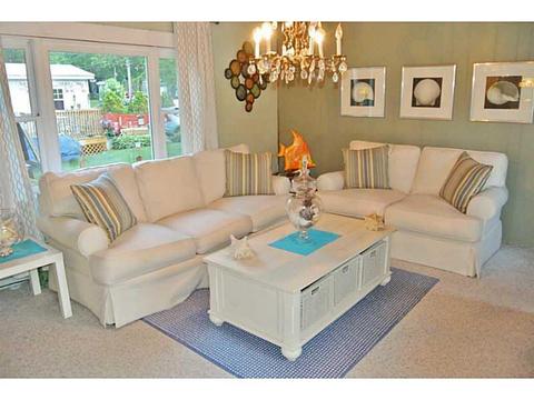 47 Oak Ter, Mapleville, RI 02839 photo 5