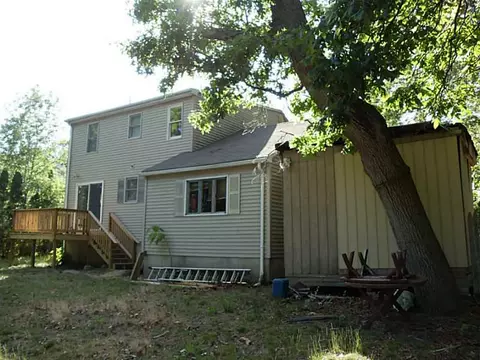 60 Ridgeway Ave, Warwick, RI 02889 photo 3
