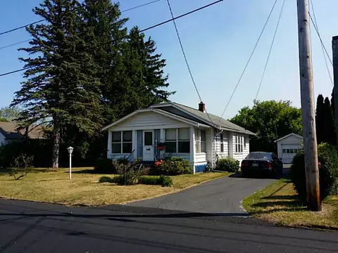 58 Packard Ave, Warwick, RI 02886 photo 1