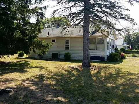 58 Packard Ave, Warwick, RI 02886 photo 2