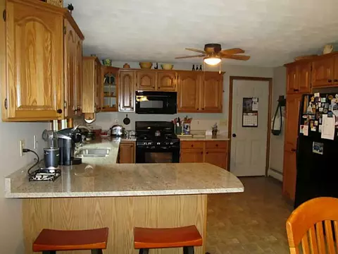 950 Lapham Farm Rd, Mapleville, RI 02839 photo 6