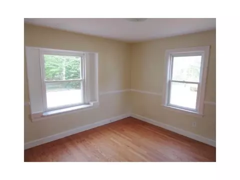 10 Link St, Warwick, RI 02886 photo 17
