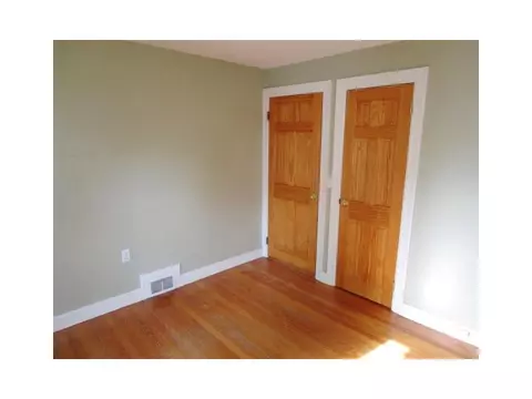 10 Link St, Warwick, RI 02886 photo 11