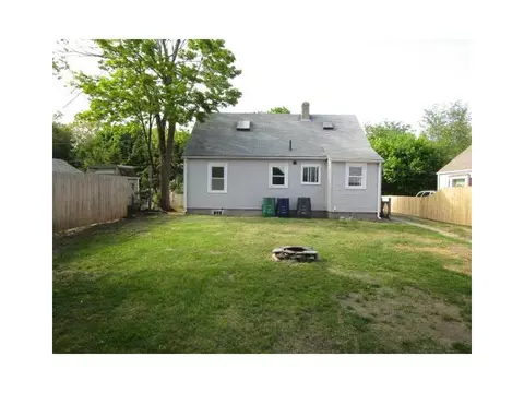 10 Link St, Warwick, RI 02886 photo 6