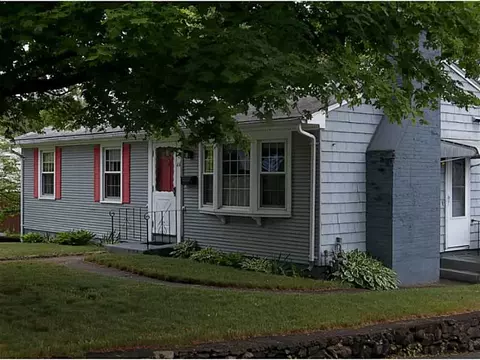 44 Lemay Rd, Woonsocket, RI 02895 photo 2