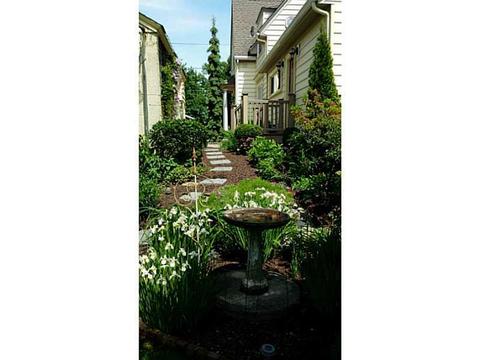 111 Beacon Ave, Warwick, RI 02889 photo 20
