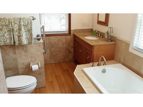111 Beacon Ave, Warwick, RI 02889 photo 14