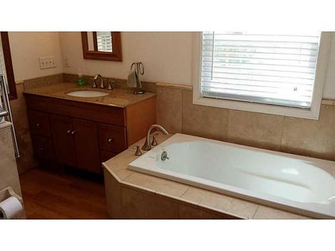 111 Beacon Ave, Warwick, RI 02889 photo 13