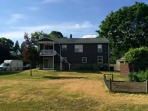192 Myette St, Woonsocket, RI 02895 photo 20