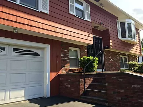 192 Myette St, Woonsocket, RI 02895 photo 2