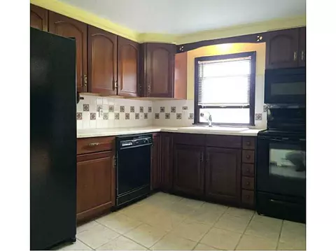 192 Myette St, Woonsocket, RI 02895 photo 7