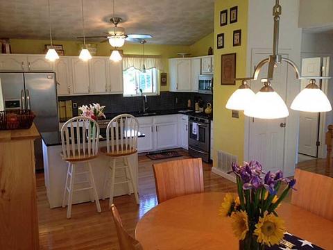 98 Payton Ave, Warwick, RI 02889 photo 6