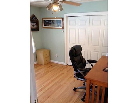 98 Payton Ave, Warwick, RI 02889 photo 14