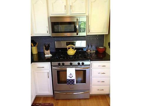 98 Payton Ave, Warwick, RI 02889 photo 5