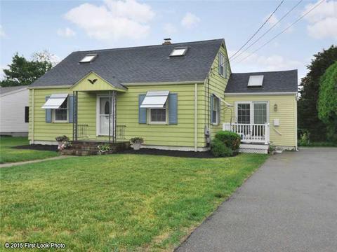 19 North Dr, Westerly, RI 02891 photo 2