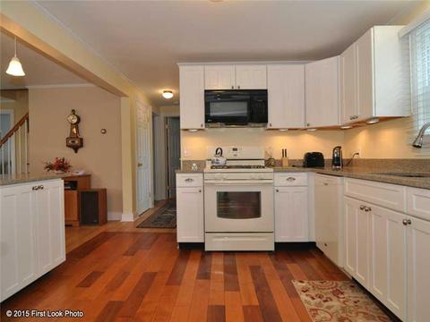 19 North Dr, Westerly, RI 02891 photo 4