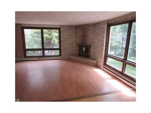71 Theodore St, Woonsocket, RI 02895 photo 9
