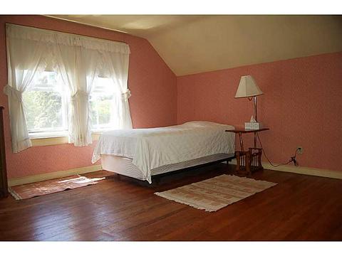1566 Mendon Rd, Woonsocket, RI 02895 photo 14