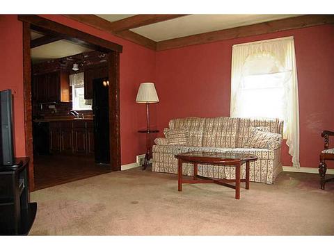 1566 Mendon Rd, Woonsocket, RI 02895 photo 4