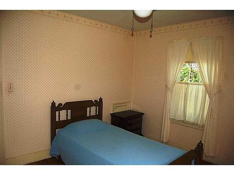 1566 Mendon Rd, Woonsocket, RI 02895 photo 11