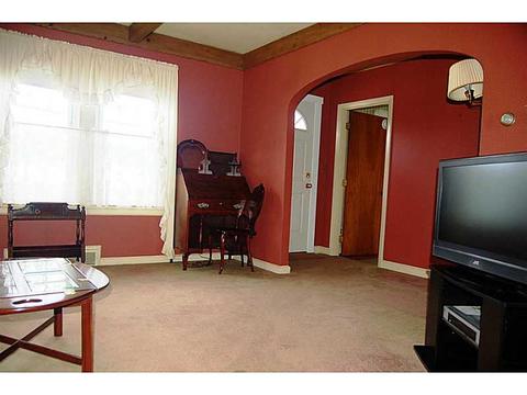 1566 Mendon Rd, Woonsocket, RI 02895 photo 5
