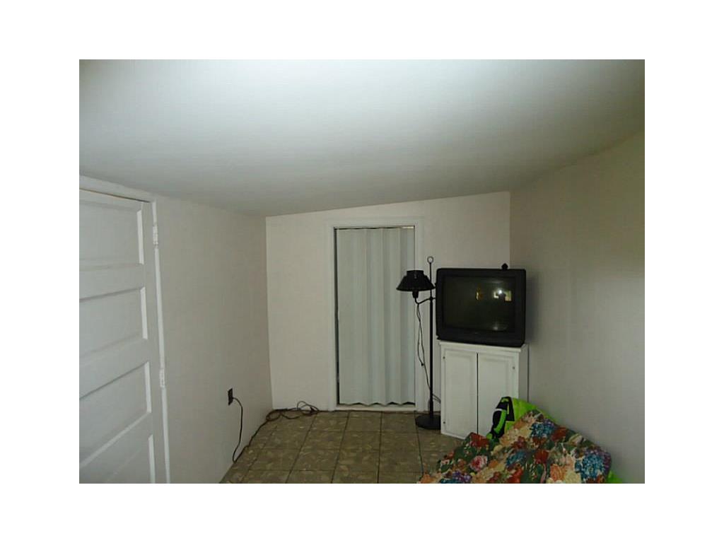29 Long Meadow Dr, Chepachet, RI 02814 photo 8