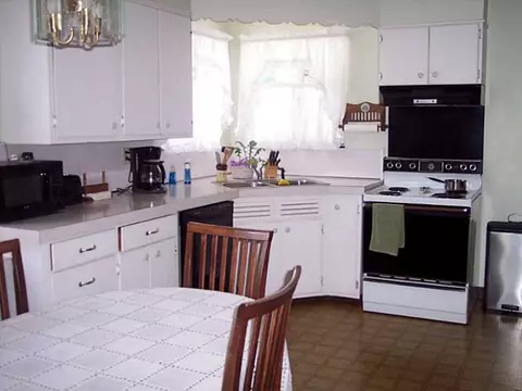 33 Massasoit Ave, Warren, RI 02885 photo 6