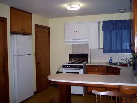 33 Massasoit Ave, Warren, RI 02885 photo 15