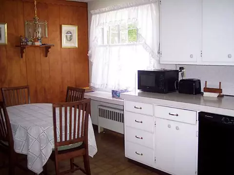 33 Massasoit Ave, Warren, RI 02885 photo 7