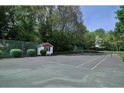655 Commonwealth Ave, Warwick, RI 02886 photo 21