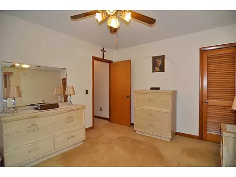 655 Commonwealth Ave, Warwick, RI 02886 photo 11