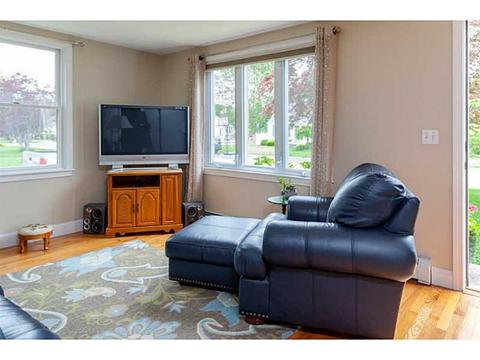 44 Clayton Rd, Warwick, RI 02886 photo 13