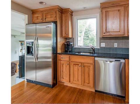 44 Clayton Rd, Warwick, RI 02886 photo 6