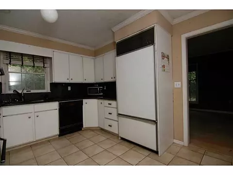 17 Silas Deane Rd, Ledyard, CT 06339 photo 9