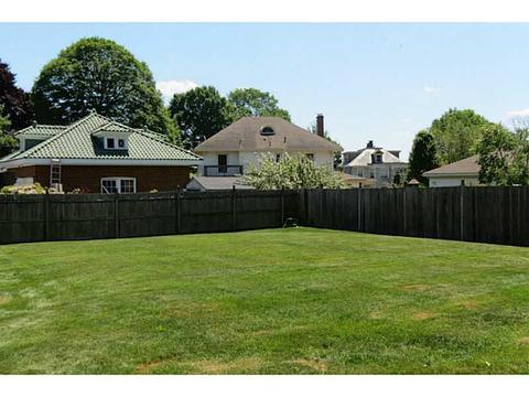 129 Glen Rd, Woonsocket, RI 02895 photo 25