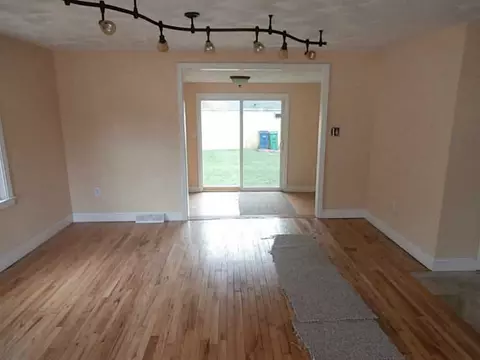 11 Harmony Ct, Warwick, RI 02886 photo 7