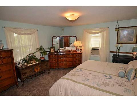 16 Octave St, Warwick, RI 02886 photo 7