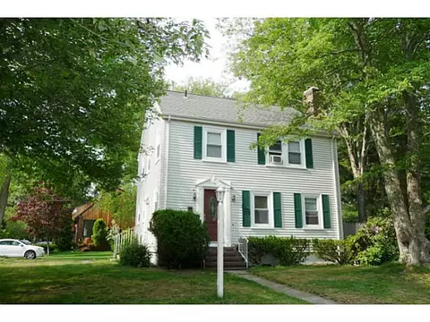 31 Argyle Ave, Riverside, RI 02915 photo 1