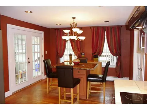 31 Argyle Ave, Riverside, RI 02915 photo 13