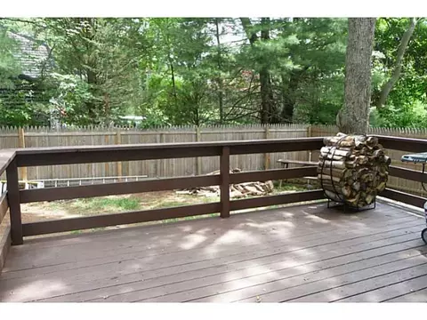 31 Argyle Ave, Riverside, RI 02915 photo 5