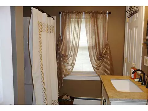 31 Argyle Ave, Riverside, RI 02915 photo 15