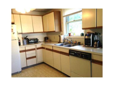 85 Point Ave, Warwick, RI 02889 photo 4