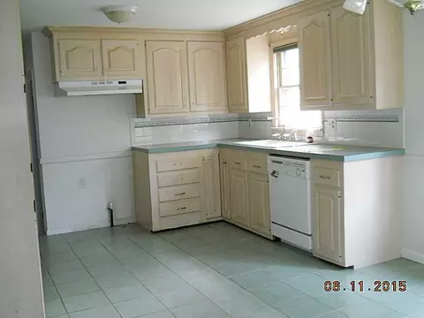 39 Gorham Ave, Warwick, RI 02886 photo 7