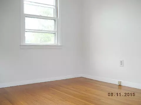39 Gorham Ave, Warwick, RI 02886 photo 9