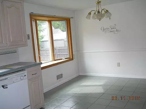 39 Gorham Ave, Warwick, RI 02886 photo 8