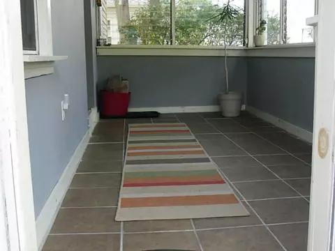 38 Barber Ave, Warwick, RI 02886 photo 5