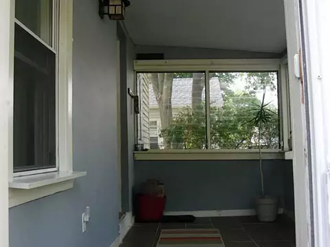 38 Barber Ave, Warwick, RI 02886 photo 6