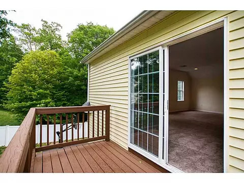 7 Dudley Rd, Mendon, MA 01756 photo 15