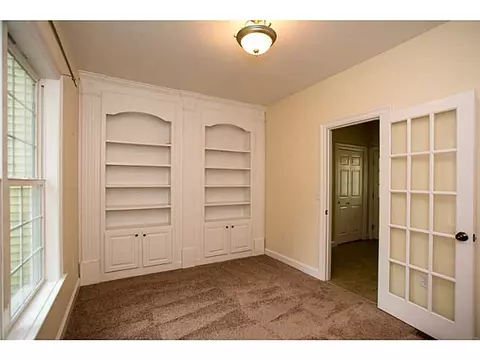7 Dudley Rd, Mendon, MA 01756 photo 10