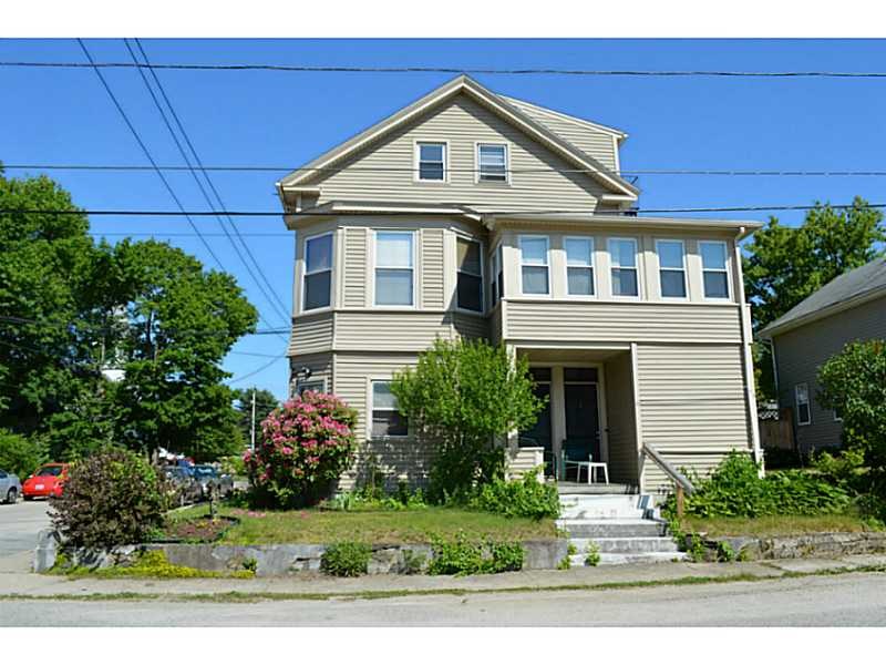 136 Blade St, Warwick, RI 02886 photo 1